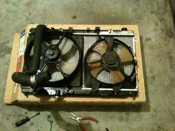 acura car new radiator put together