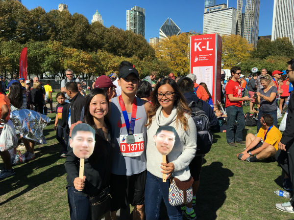 alex le chicago marathon finish with support crew